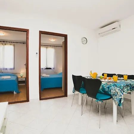 Serenity By The Sea #2 - Private Terrace Apartamento Vrsi