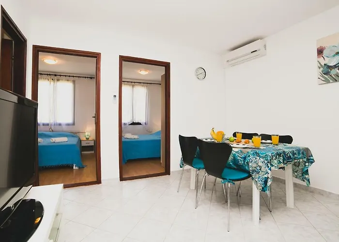 Serenity By The Sea #2 - Private Terrace Apartamento Vrsi